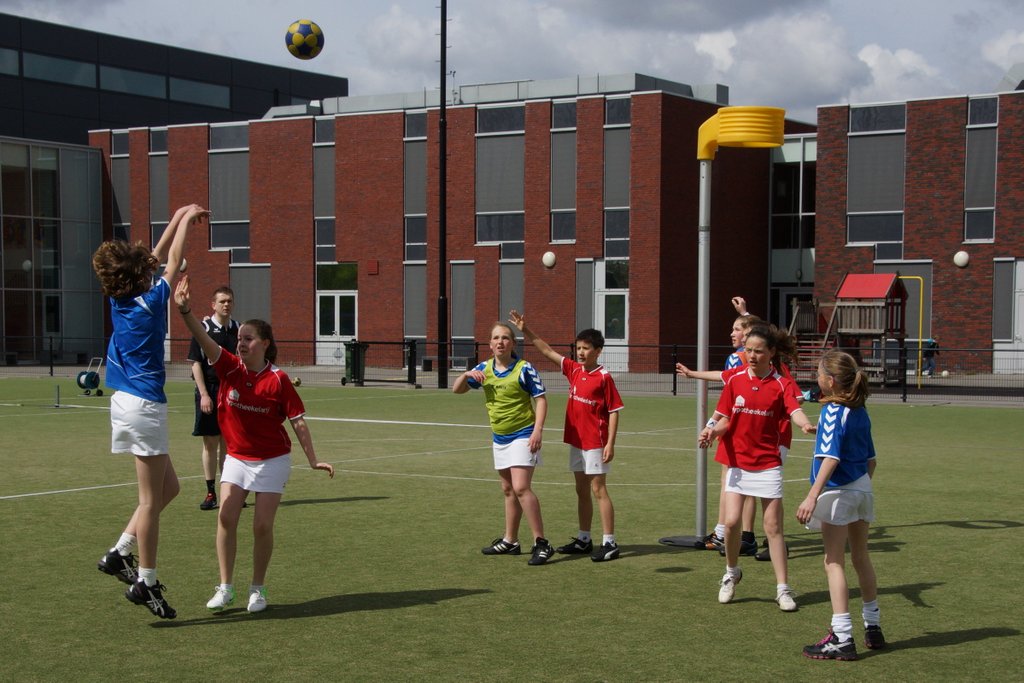 Korfbal D2  27 april-023.JPG